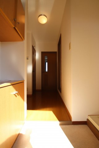 【玄関】 | ルミエールS