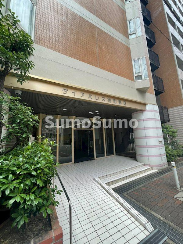 ダイアパレス谷町第3のエントランス|建物の内部です