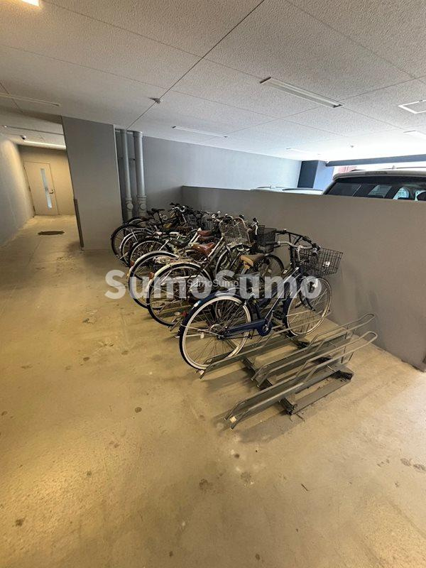 プレサンスOSAKA DOMECITYスクエアの外観