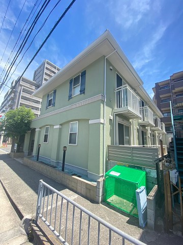 ソレアード西宮北口の外観