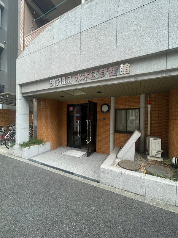 ダイアパレス水木通弐番館のエントランス|落ち着いたエントランスです