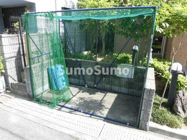 ソシオ西宮の外観|ゴミ置き場