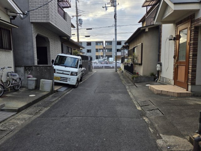 【前面道路含む現地写真】 | 山科区椥辻池尻町　中古戸建