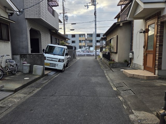 【前面道路含む現地写真】 | 山科区椥辻池尻町　中古戸建