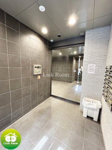 ブライズ両国のエントランス