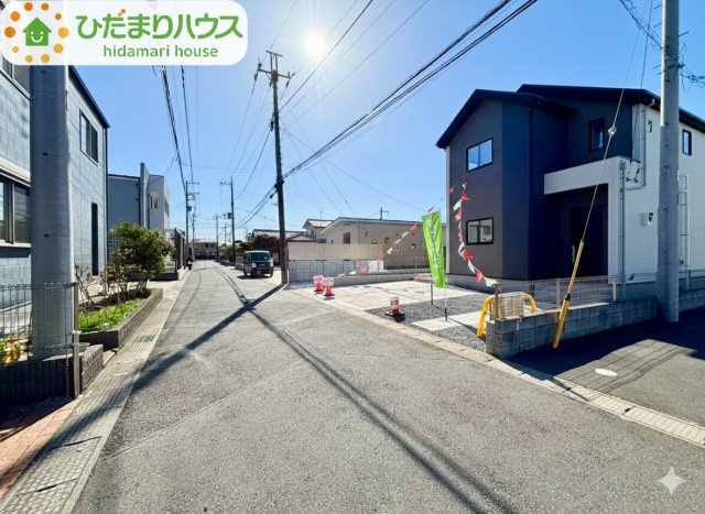 野田市花井新田2期　新築戸建　1号棟の前面道路含む現地写真|一方 ： 北東 5m 公道