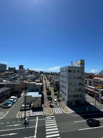 ツインアベニューの展望