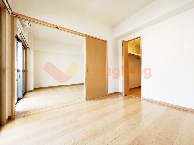 メゾンクラウン大手山の寝室|ゆとりの広さです