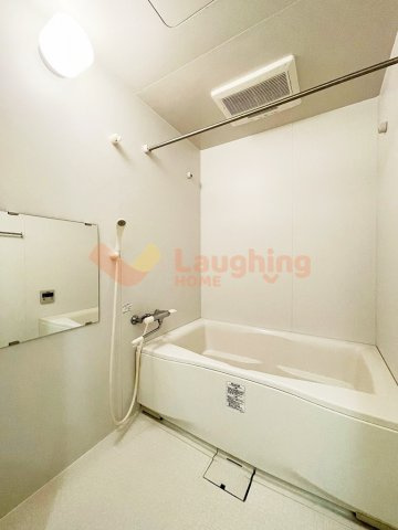 メゾンクラウン大手山の浴室|ゆったり過ごせるお風呂です