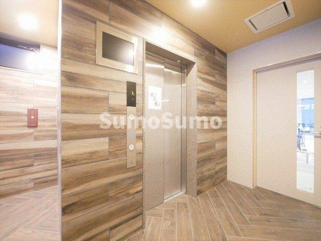プレサンス難波マジョリティの外観|おしゃれな外観です