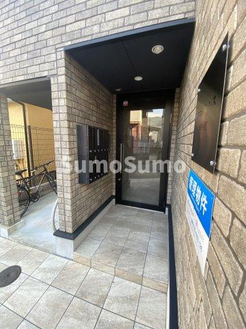 フローレンス甲南町のエントランス