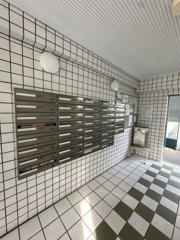 ダイドーメゾン西宮北口Ⅹのエントランス