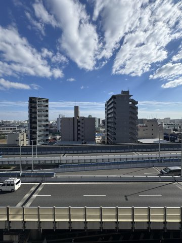 タカマツ神戸駅南通の展望