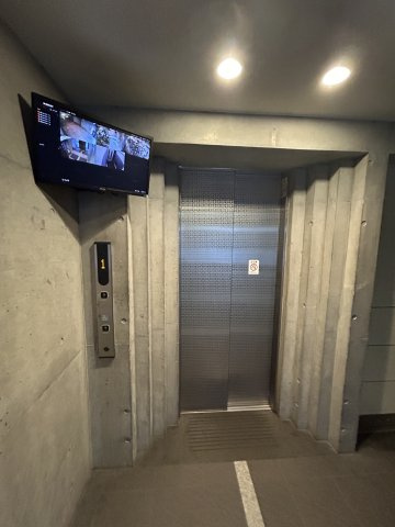 プロシード神戸元町のエントランス