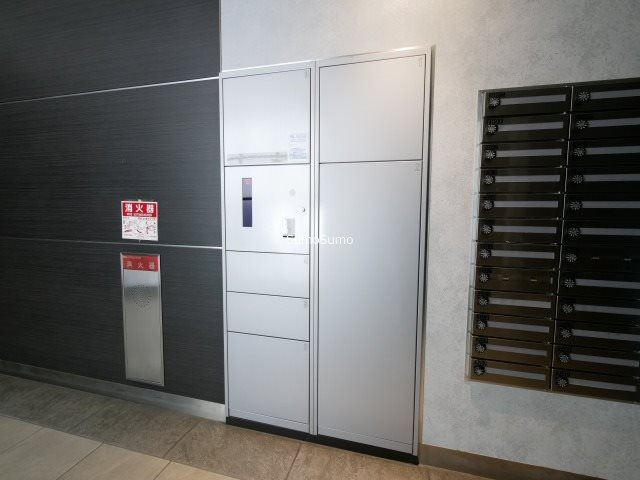 大阪市中央区高津３丁目の賃貸マンションの外観