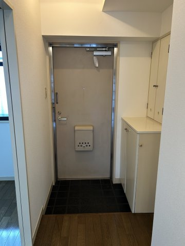 パティオイチヒロの玄関