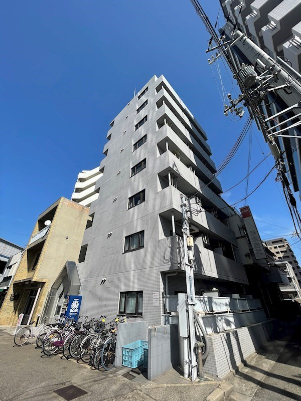ダイドーメゾン兵庫本町の外観