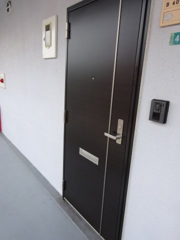 レジデンス島A棟の玄関|毎日通る玄関はこちらです