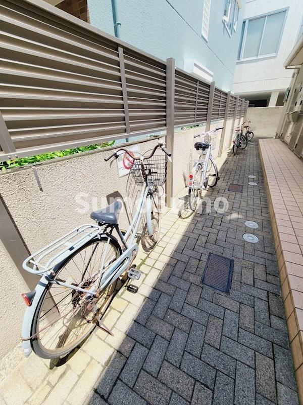 プレステージ甲子園の外観
