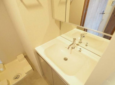 【独立洗面台】 | レジディア下丸子プレイス | 洗面独立で朝の準備もバッチリ