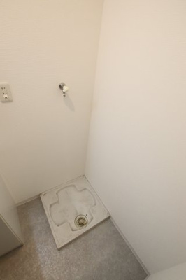 【設備】 | アドラブールヴィラ | 室内洗濯機置場