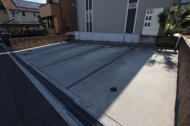 【駐車場】 | アドラブールヴィラ