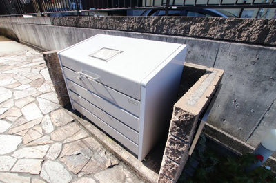 【その他共用部分】 | アドラブールヴィラ | 敷地内ゴミ捨場