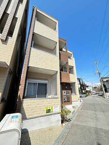 ハーモニーテラス歌島Ⅲの外観