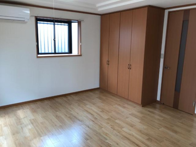 【居間・リビング】 | ロイヤルグリーンヒルズ | リビング