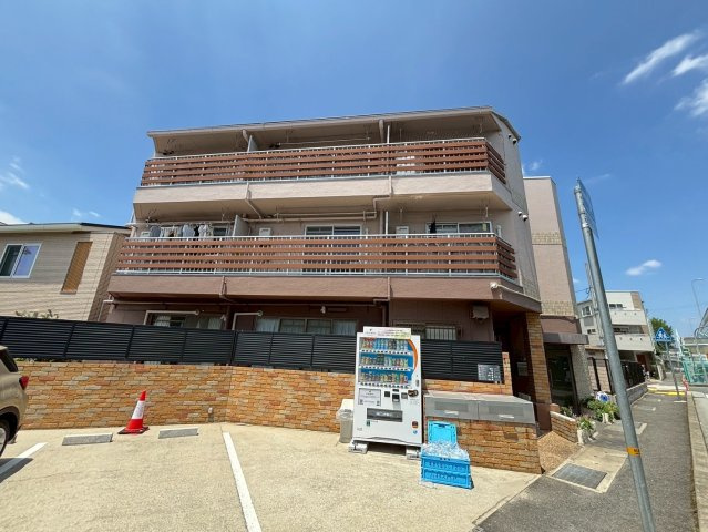 ハイネス門戸
