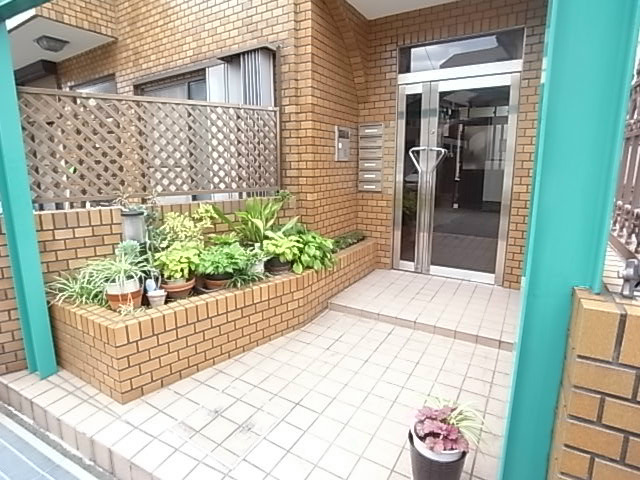 ハイム甲子園の外観