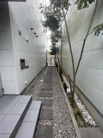 パロス月見山サウスヒルの外観