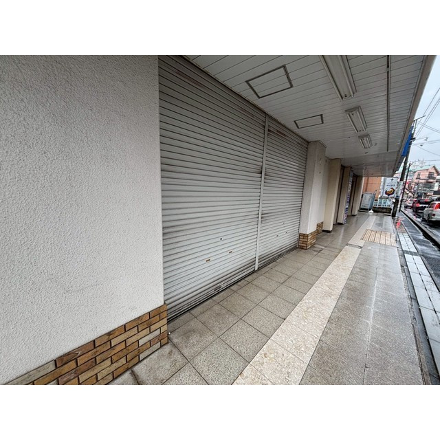 クミアイビルの玄関|ゆったりとした玄関です