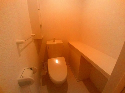 【トイレ】 | ラ・クレール・メゾン | 落ち着いたトイレです