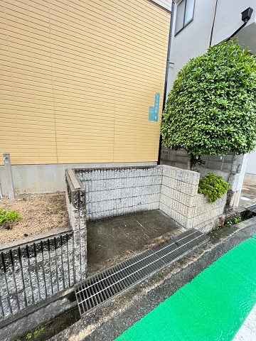 ハイツ大市の外観