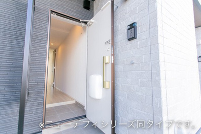 【玄関】 | ガーデンハウス・ＫⅤ | シンプルで使いやすい玄関です