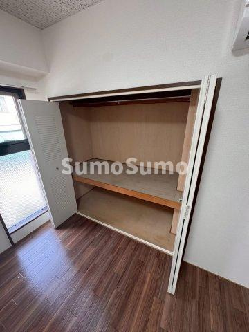 パレーシャル難波の収納