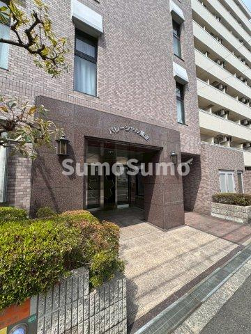 パレーシャル難波のエントランス|建物の内部です