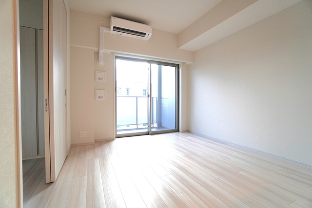 リビオメゾン御茶ノ水ＥＡＳＴの居間・リビング|※写真は同タイプ住戸です。