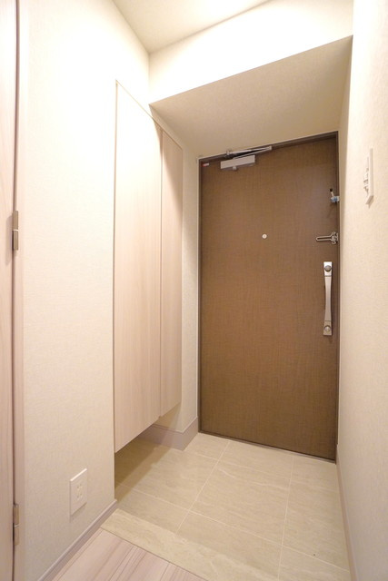 リビオメゾン御茶ノ水ＥＡＳＴの玄関|※写真は同タイプ住戸です。