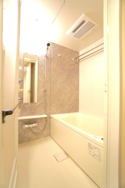 リビオメゾン御茶ノ水ＥＡＳＴの浴室|※写真は同タイプ住戸です。