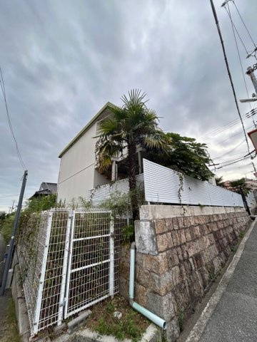 ハイツ潮見台の外観