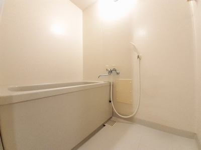 【浴室】 | アメニティ長砂 | お風呂で日々の疲れを落としましょう