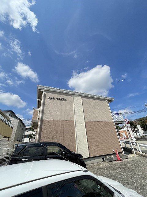ハイツセルリアンの外観