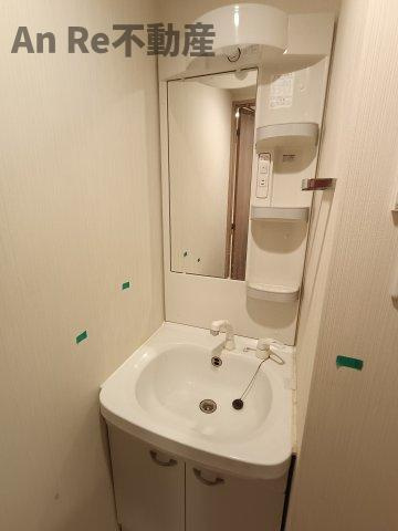 川口市坂下町３丁目の賃貸マンションの洗面所
