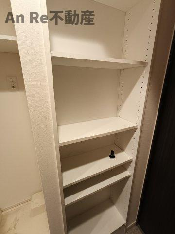 川口市坂下町３丁目の賃貸マンションの収納