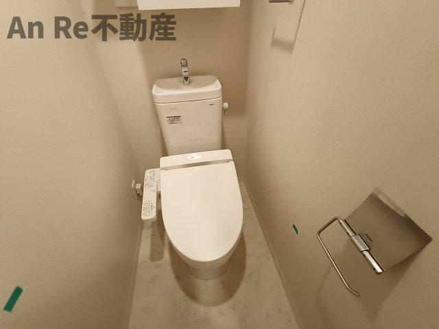 川口市坂下町３丁目の賃貸マンションのトイレ