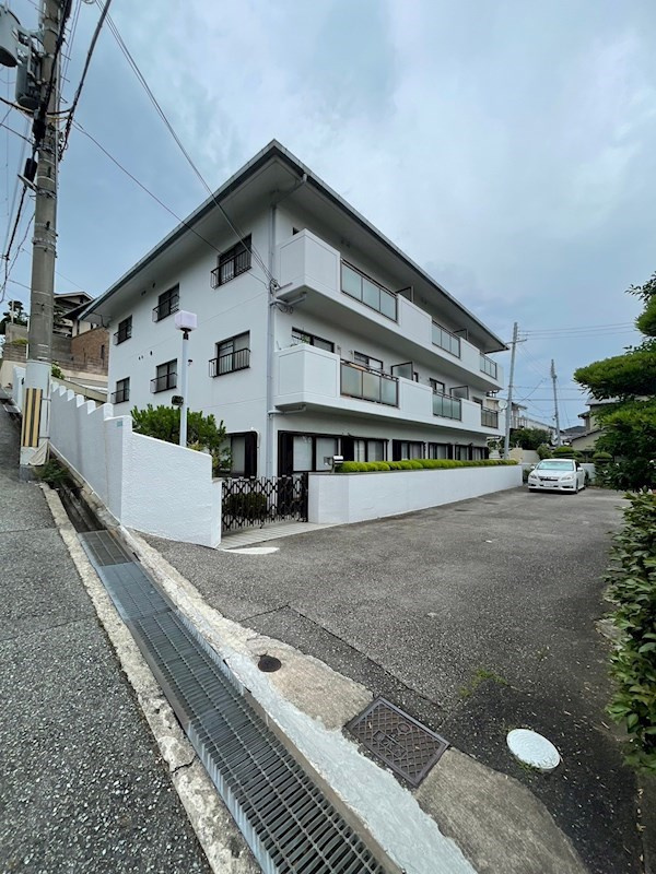 マツダマンションの外観