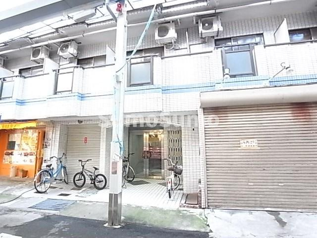 メゾンドゥロイの外観