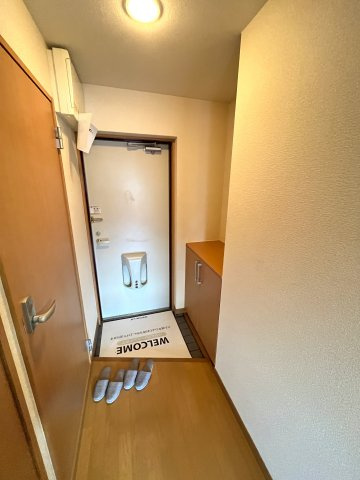 サン・ジュリアンの玄関